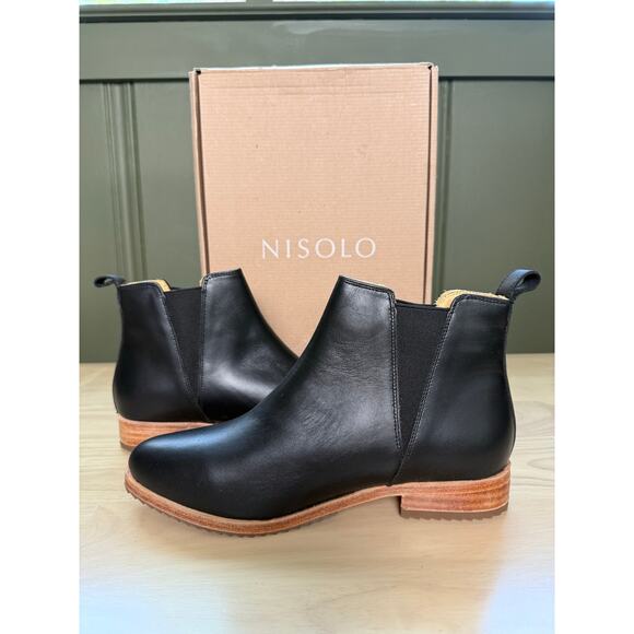 NIB Nisolo Eva Everyday Chelsea Boots in Black Leather Pointed Toe Size 8.5 - Picture 2 of 6
